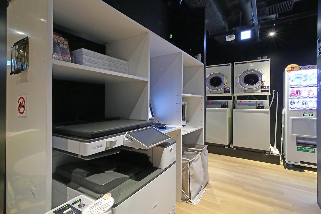 Capsule Hotel Transit Shinjuku - Tokyo — Foto 1